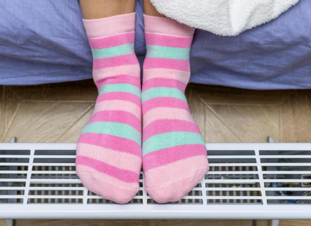 Холодные ноги у пожилых: причины, диагностика и лечение Холодные ноги у пожилых: причины, диагностика и лечение